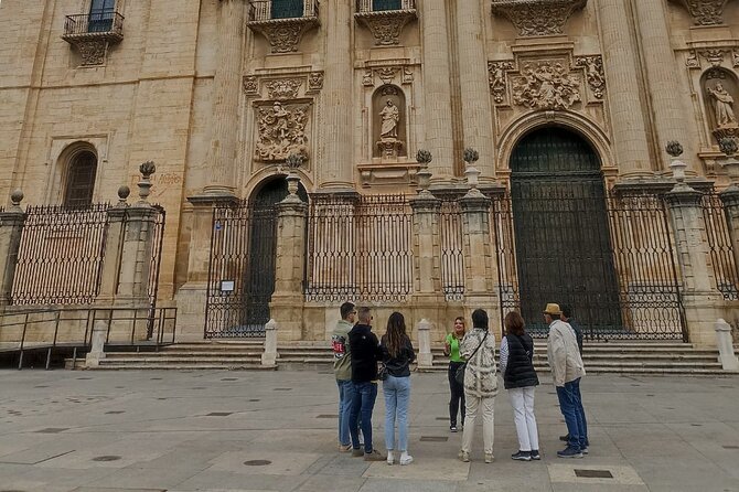 Half-Day Tour of Jaen, Cathedral, Jewish Quarter and Arab Baths - Accessibility Features
