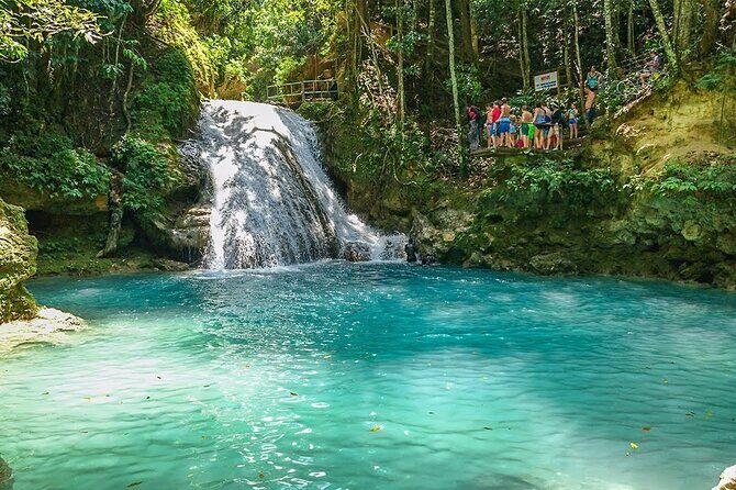 Half Day Tour to Konoko Gardens and Blue Hole Ocho Rios - Key Points