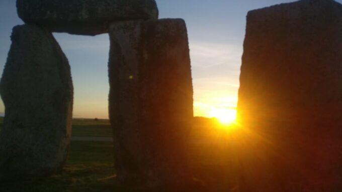 Half-Day Tour to Stonehenge From Bath for 2-8 Adventurers - About the Tour