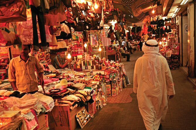 Half Day Walking Tour in Manama With Licensed Guide - Key Points