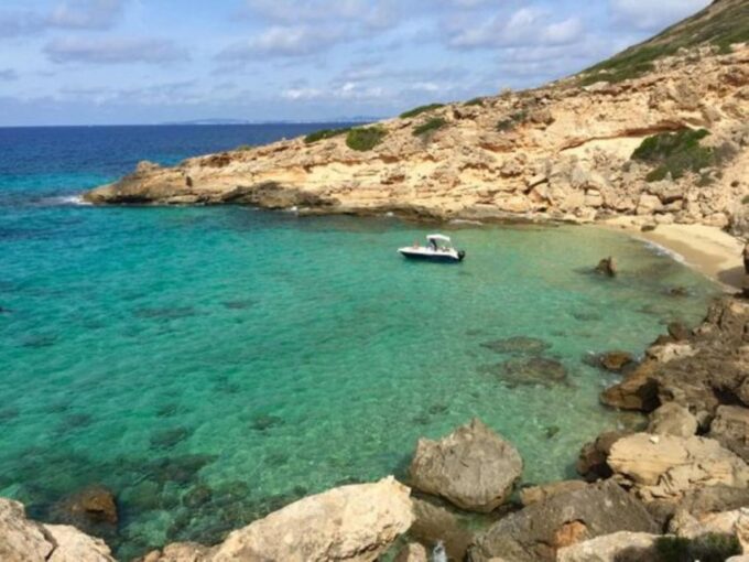 Half Daytrip Palma Bay B - Group Size and Exclusivity