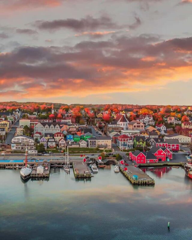 Halifax: Lunenburg Guided Tour - Key Points  