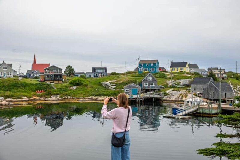 Halifax: Peggy's Cove, Citadel and Titanic Cemetery Tour - An Introduction to the Tour Experience