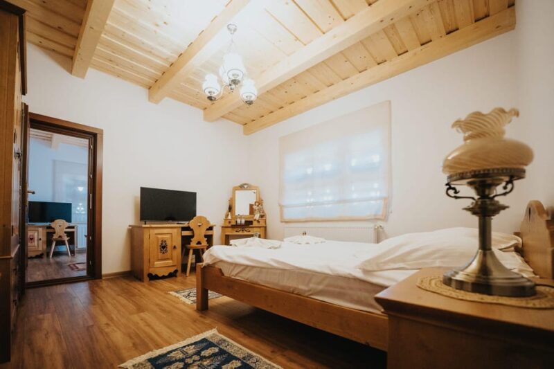 Haller Castle: Romantic Getaway with Dinner - FAQ