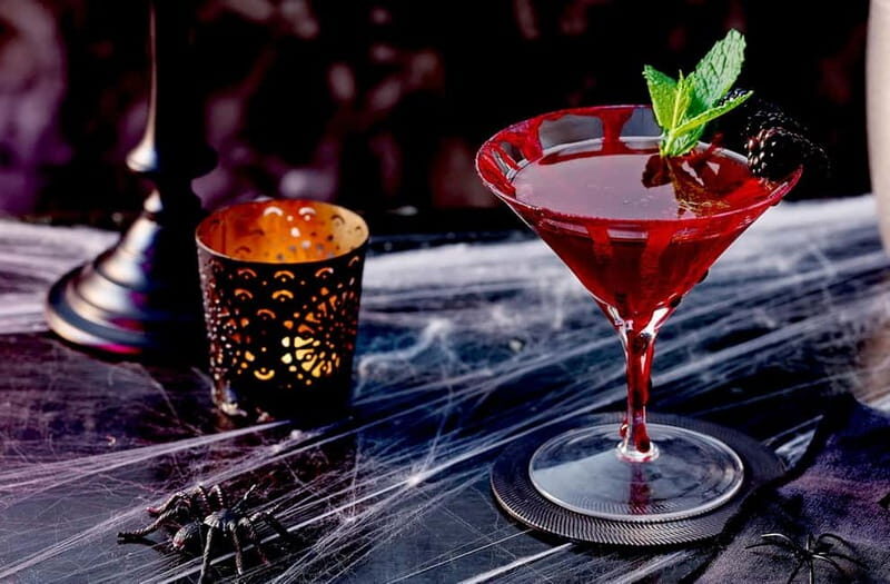Halloween Lisbon PubCrawl - Key Points  