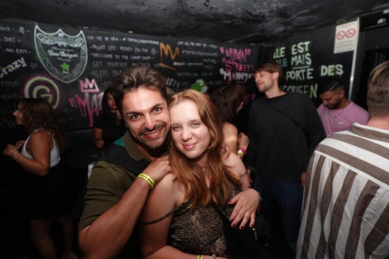 Halloween Party : Pub Crawl Nice With 5 Free Shots and Masks - The Guided Tour Experience