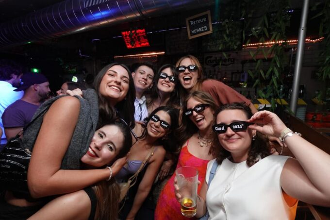 Halloween Party : Pub Crawl Nice With 5 Free Shots and Masks - Making Unforgettable Memories