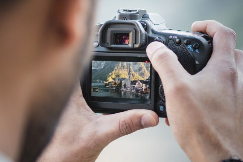 Hallstatt: 2-Hour Guided Walking Tour With Photographer - Customer Experience Ratings