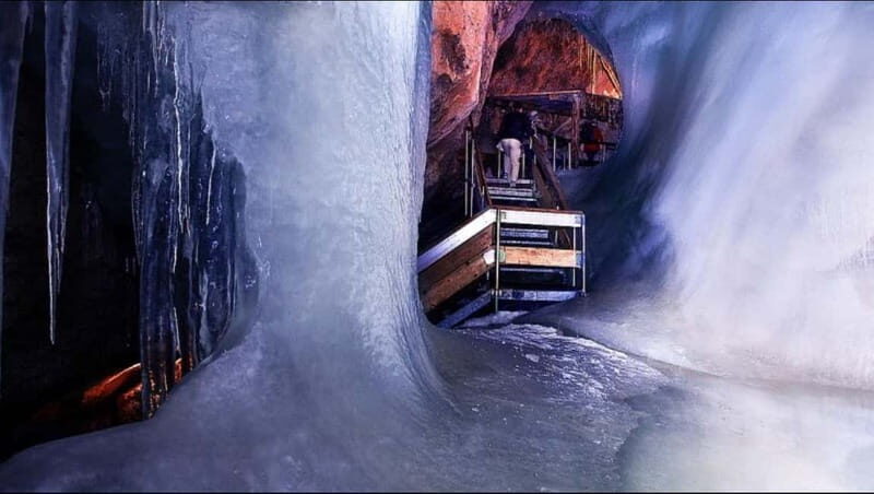 Hallstatt & Ice Cave & 5 fingers Private Trip From Salzburg - A Thorough Look at the Experience