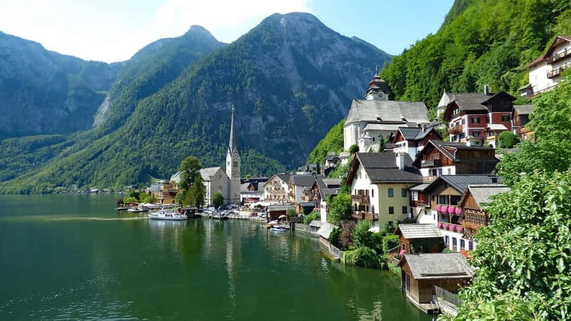 Hallstatt, Salt mine, Funicular, sky walk Trip From Salzburg - Why Consider This Tour?