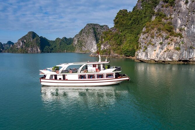 Halong Bay Cruise Luxury Full Day Tours - What to Expect