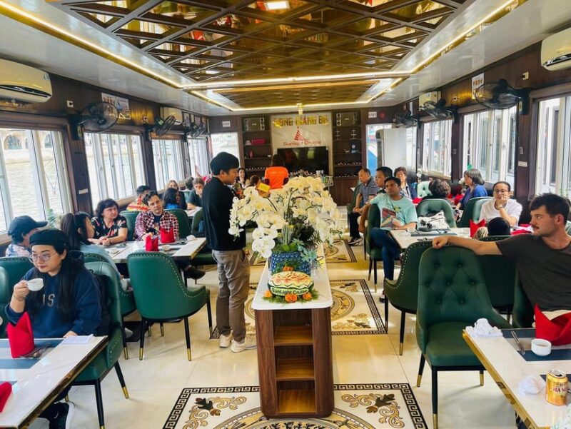 Halong Bay Full Day Tour Deluxe & Small Group, Buffet, Kayak - Group Size and Transportation