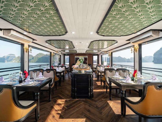 Halong Bay: Luxury Day Cruise With Buffet, Kayak, Swim - Tips for an Enjoyable Cruise Experience