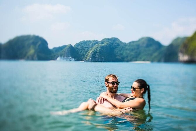 Halong Bay Overnight on Cruise for Special Occasions - Included Amenities
