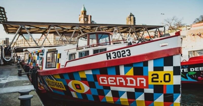 Hamburg: 1-Hour Harbor Cruise - Onboard Experience and Comfort