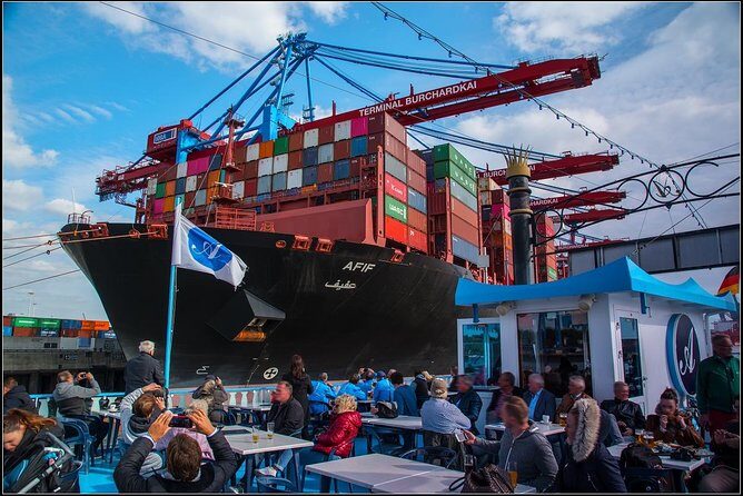 Hamburg: 1-hour harbor tour - FAQs