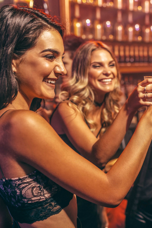 Hamburg: 2 Nights PubCrawl Party through the Reeperbahn - Who Should Consider This Tour?