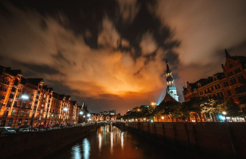 Hamburg: 90-Minute Evening Lights Harbor Cruise - What to Expect on Your Hamburg Harbor Cruise