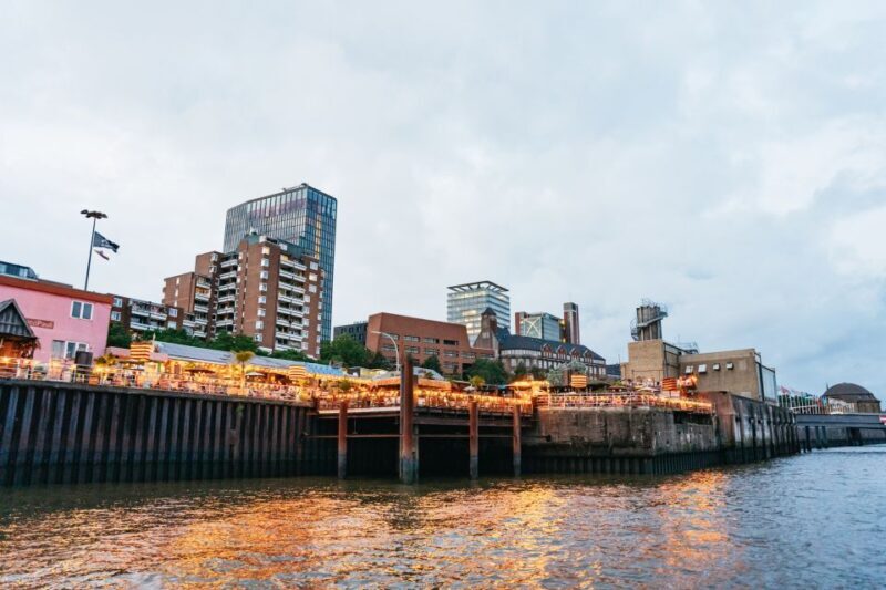 Hamburg: 90-Minute Evening Lights Harbor Cruise - FAQ