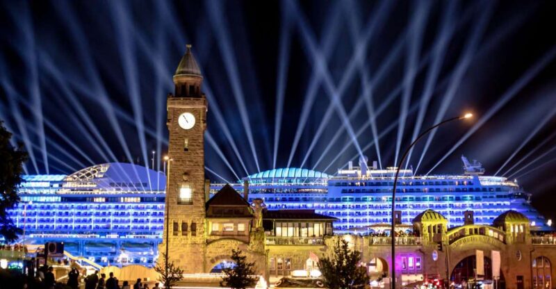 Hamburg at Night: Old Town & St Pauli Private Tour - Price and Duration