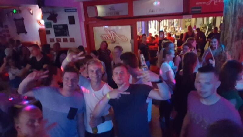 Hamburg Bachelor(ette) Premium Party with Night PubCrawl - Key Points