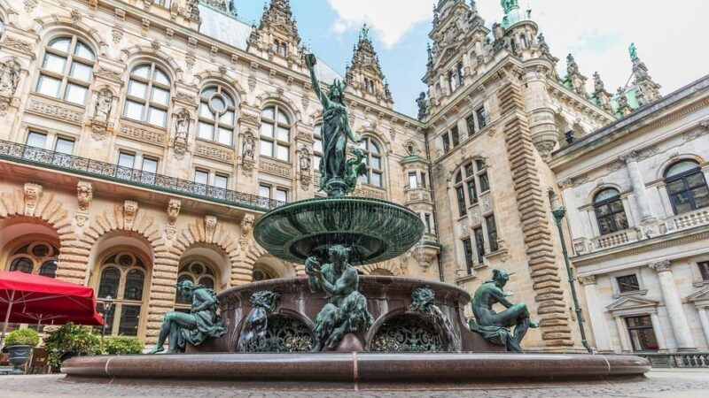 Hamburg: Discover Hamburg from landmark to landmark - Who Should Consider This Tour?