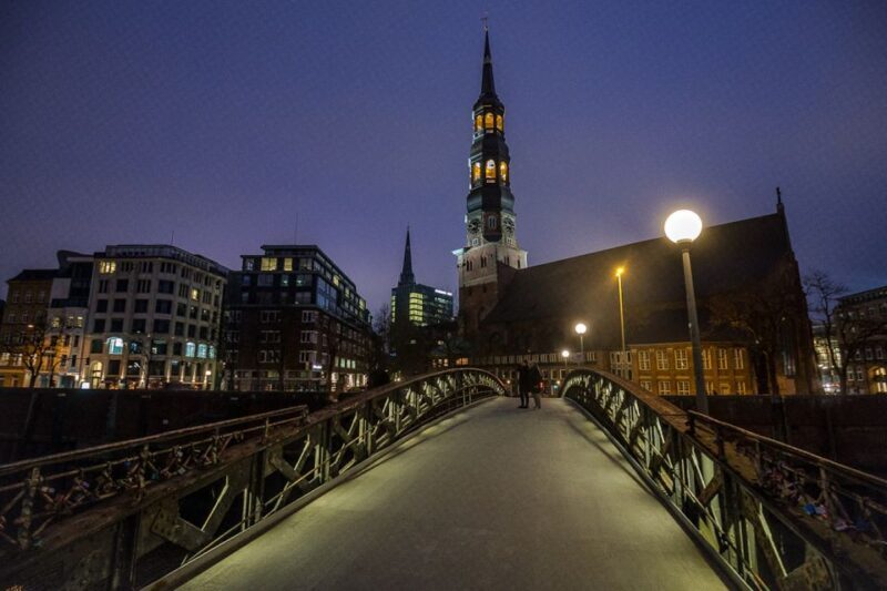 Hamburg: Eerie Speicherstadt Tour - Practical Details and Value