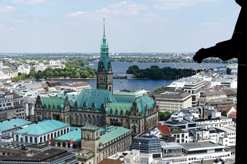 Hamburg: English Bike Tour - Around the Outer Alster Lake - Key Points