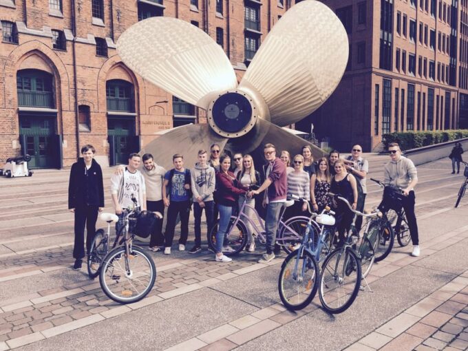 Hamburg: Guided Bike Tour - Exploring the Kontorhaus District