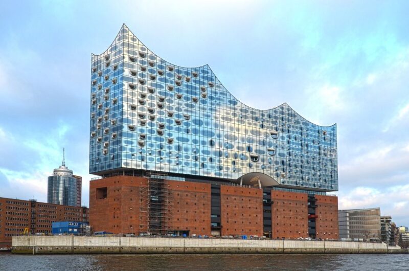 Hamburg: Guided Grand Harbor Sightseeing Cruise by Ship - Who Will Appreciate This Tour?