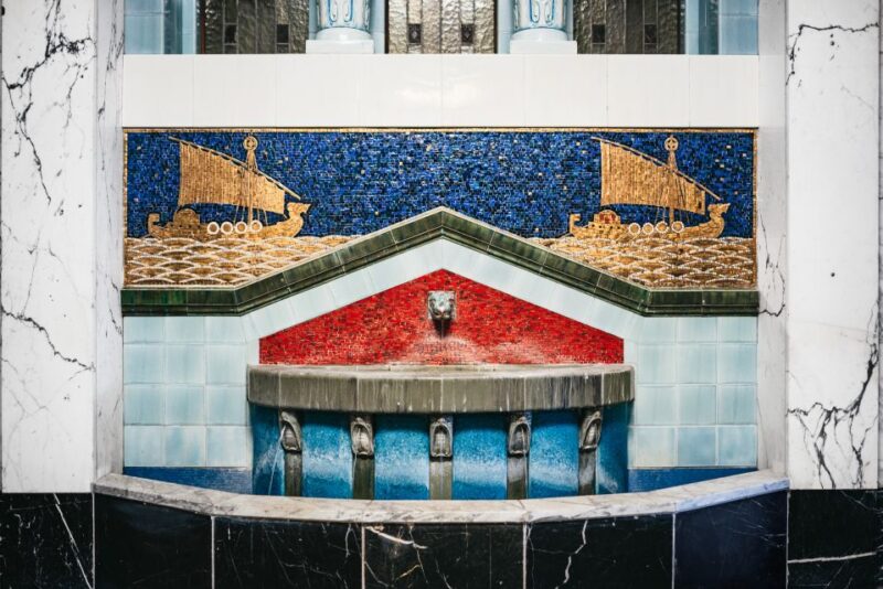 Hamburg: Guided Walking Tour for Magic Fans - Unique Tour Experience