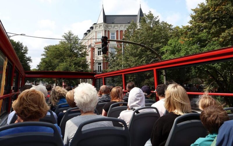 Hamburg: Hop-On/ Hop-Off Tour Classic Line Familienticket - How the Tour Works: A Deep Dive Into the Itinerary