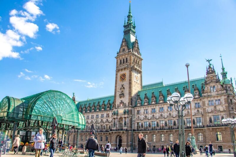 Hamburg: In the footsteps of the Beatles with a Local - The Sum Up