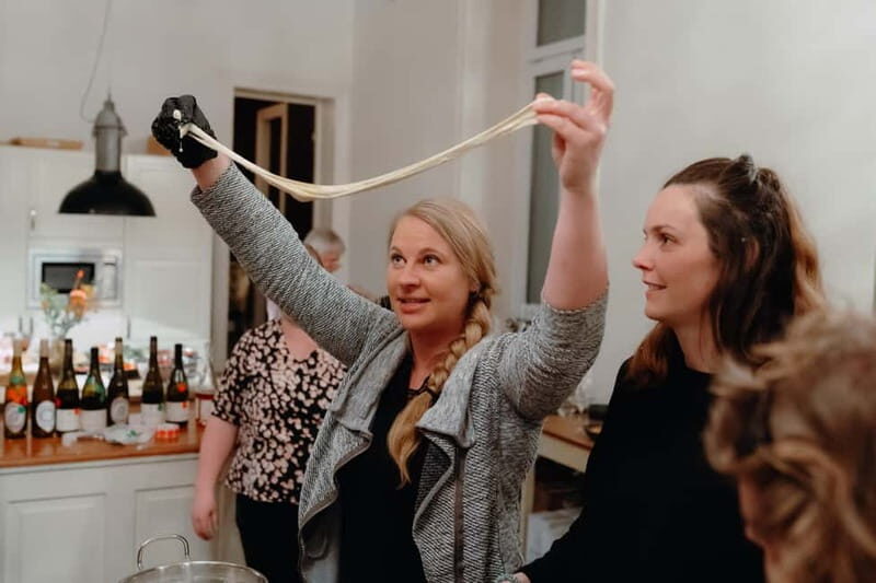 Hamburg: Mozzarella course with accompanying wines (Alte Schmiede Ottensen) - Who Will Love This Tour