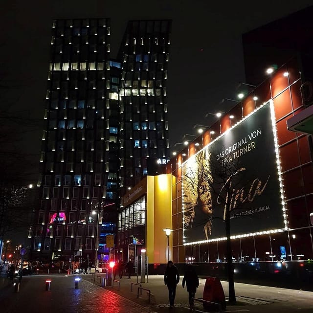 Hamburg: Neighborhood tour with a former dominatrix - FAQ