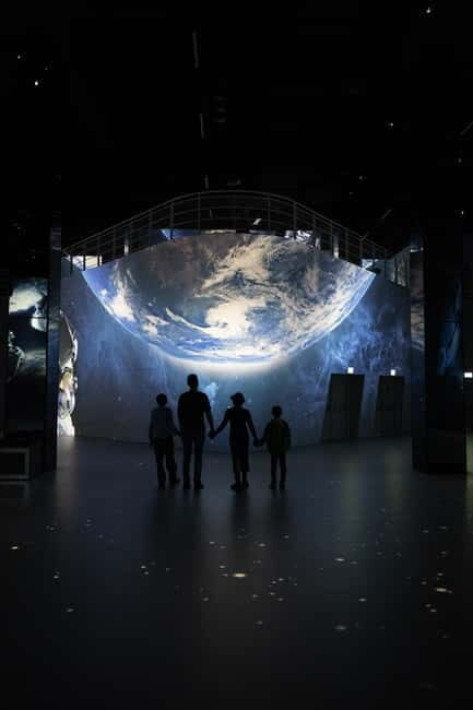 Hamburg: Port of Lights Cosmos Ticket - Key Points