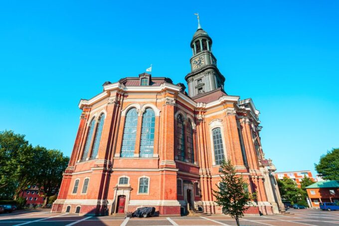 Hamburg: Private Driving Tour With Local Guide - Architectural Highlights of the City