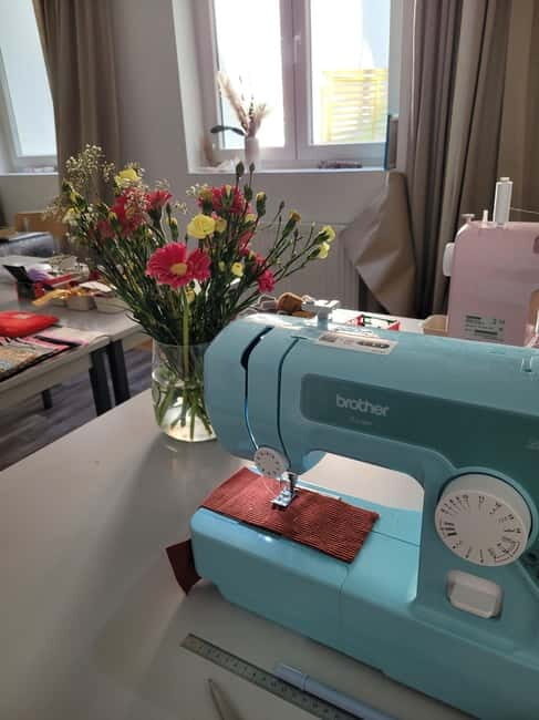 Hamburg: sew your own cosmetic bag as a souvenir from HH - A Closer Look at the Experience
