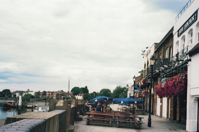Hammersmith to Chiswick: a Self-Guided Audio Tour Along the Riverside - Key Points