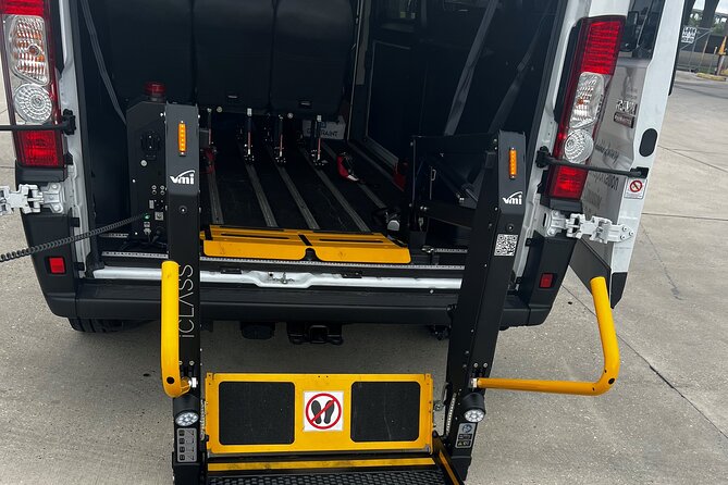 Handicap New Orleans Airport or Hotel Transfer - Pickup and Drop-off Options