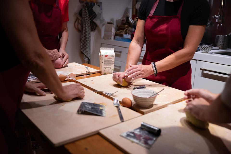Handmade Pasta & Tiramisu Cooking Class + Stunning Lake View - Key Points
