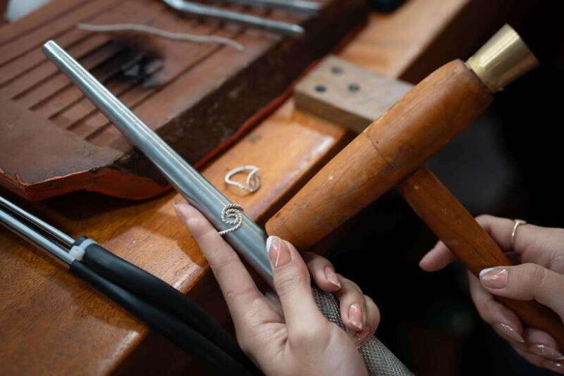Hands-On Silver Jewelry Making Near Ubud's Monkey Forest - Key Points