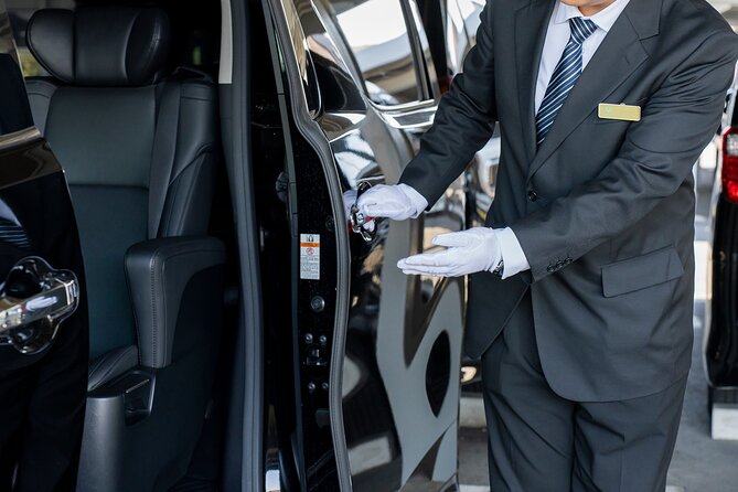Haneda Airport Private One Way Transfer To Center Tokyo - Driver and Language Support