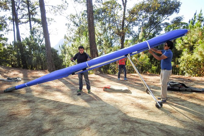 Hang Gliding in Valle De Bravo - Badge of Excellence