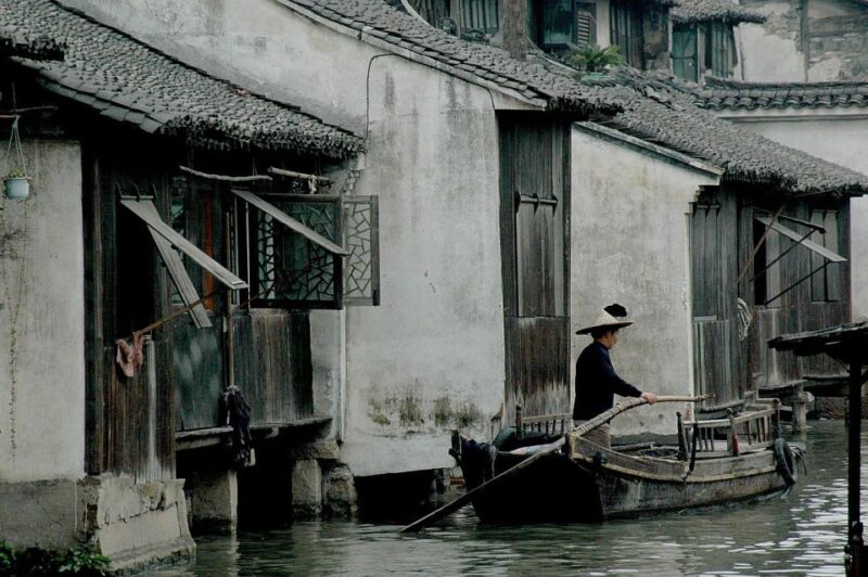 Hangzhou: Private Day Tour to Wuzhen Water Town - Wuzhen Market on Water