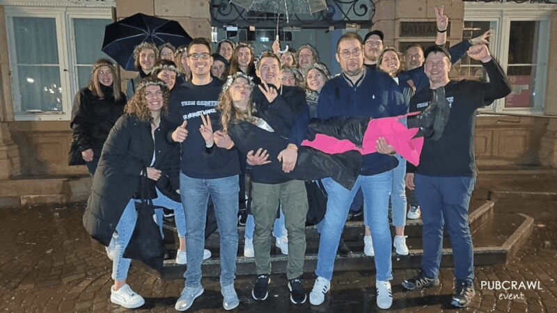 Hannover: Private pub crawl with insider-guide & free shots - Practical Tips for Participants