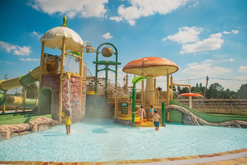 Hannut: Plopsaqua Hannut-Landen Water Park Entry Ticket - Visitor Guidelines