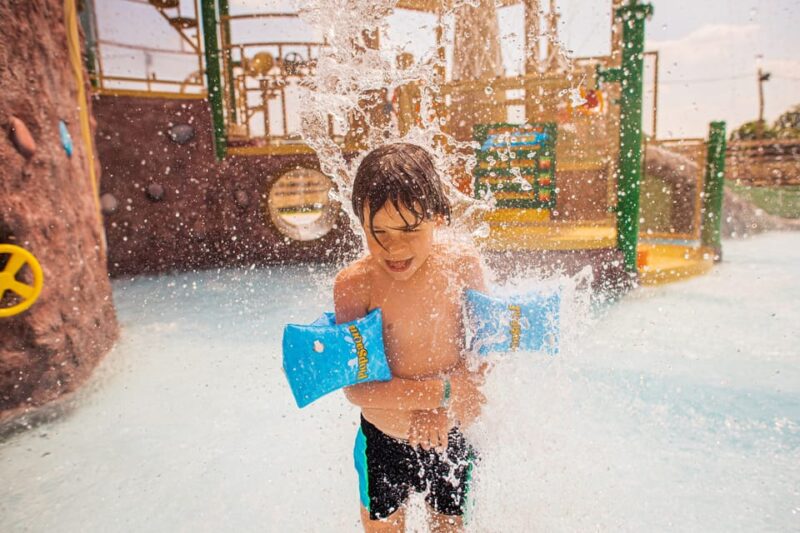 Hannut: Plopsaqua Hannut-Landen Water Park Entry Ticket - Amenities and Experiences