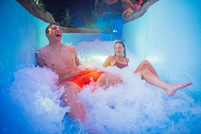 Hannut: Plopsaqua Hannut-Landen Water Park Entry Ticket - Customer Reviews