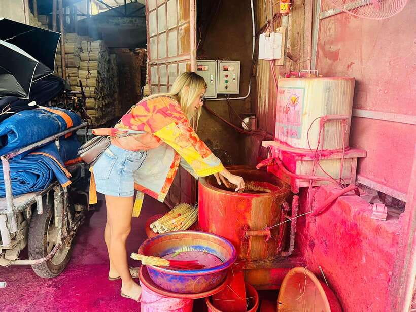 Hanoi: Artisan Tour With Incense, Hat-Making, or Ceramics - Important Information